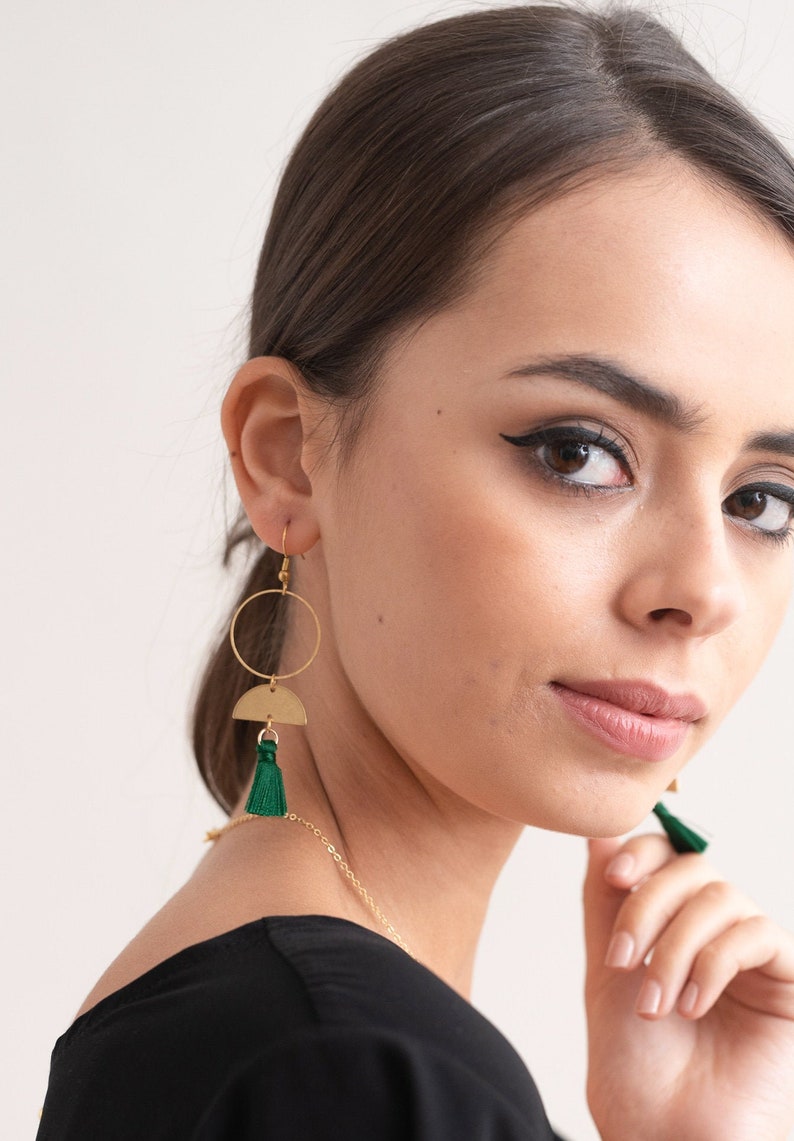 Tassel hoop earrings image 4