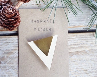 Triangle brooch/geometric brooch/triangle jewellery/geometric jewellery/wooden jewellery/brass/gift for her/stocking filler/bridesmaid gift/