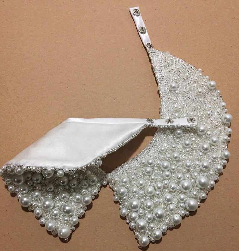 Handmade pearl collar necklace vintage style