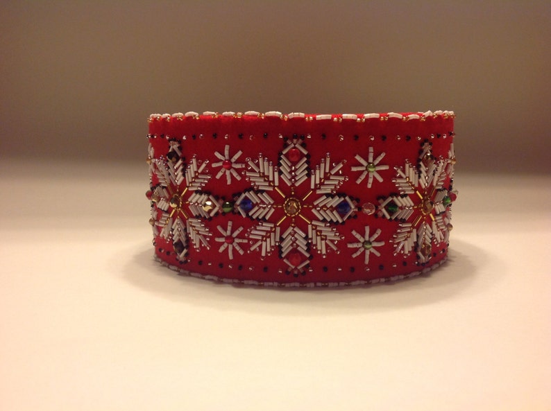 Handmade ethnographic crown with Latvian writings image 2