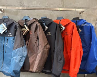 Arcteryx Alpha SV Goretex Waterproof and Windbreaker Jacket Mens