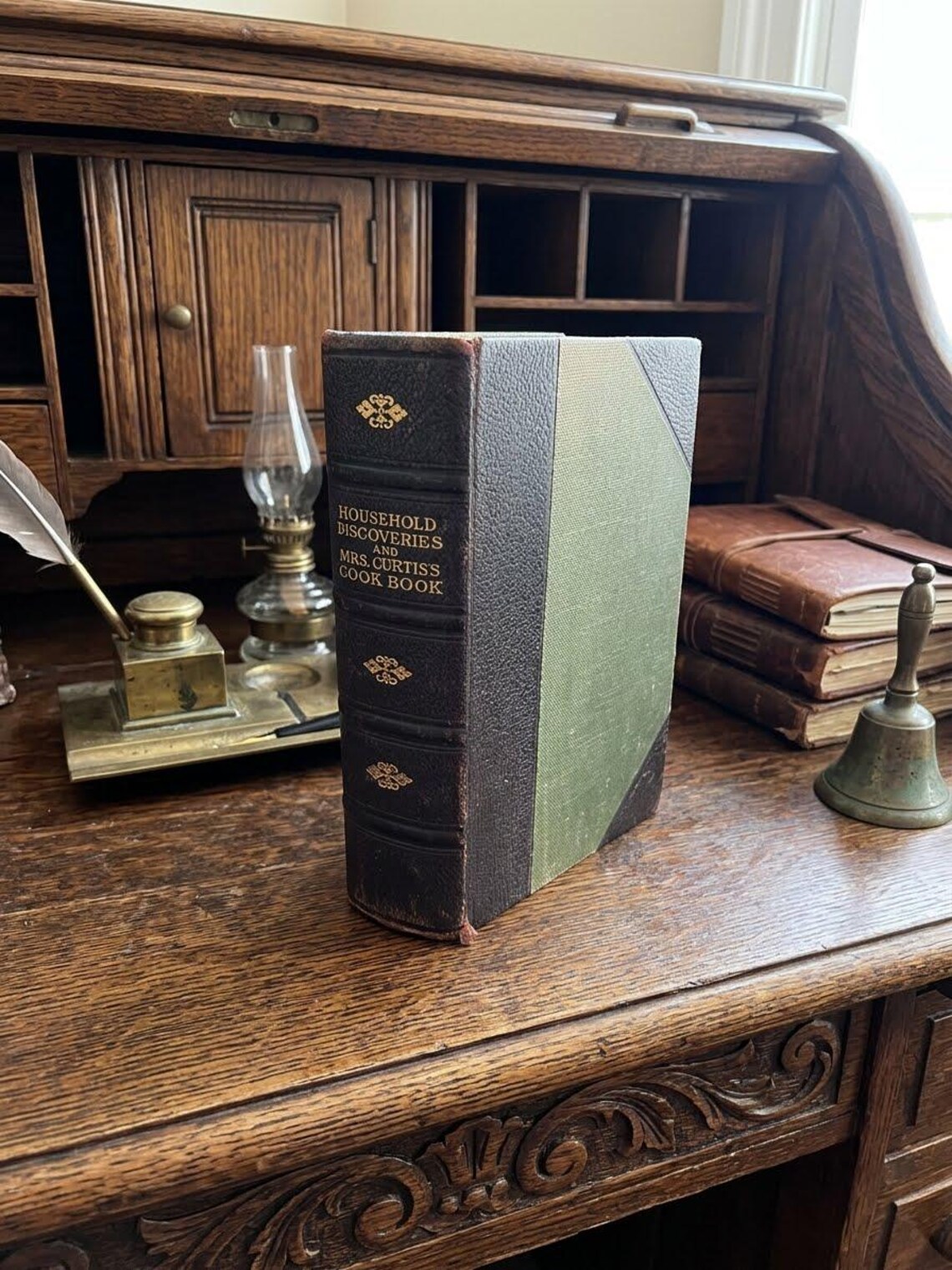 Antique 1909 Household Discoveries & Mrs. Curtis’s Cook Book, Half Leather, photo 1 of 5
