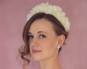 Mirranda - Bridal Floral Headpiece - Floral Wedding Crown