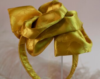 Yellow Ruffle Knot Headband. Statement headband, Yellow hair fascinator with a vintage turban style look.