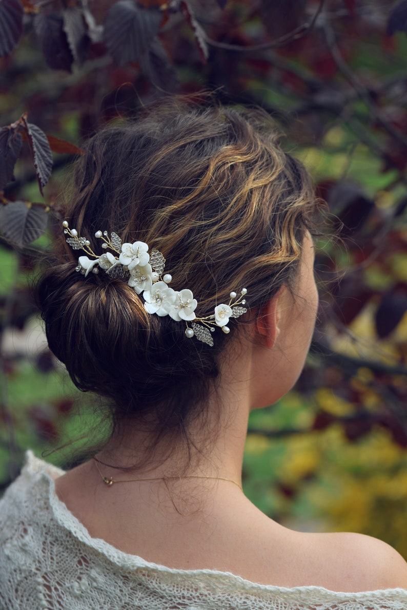 bridal hair vine, bridal side hair comb, floral wedding headpiece, gold  hairpiece,hair accessories, gold wedding headpiece,porcelain flowers