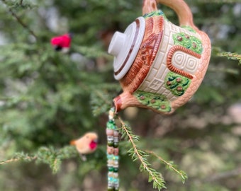 Cottage Tea Pot Garden Decoration, Kitchen Decor, Upcycled Tea Pot, Centerpiece, Hanging Yard Decor, Pot With Pouring Beads, Gifts for Mom