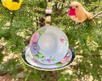 Vintage Tea Cup Bird Feeder, Outdoor Bird Feeder, Upcycled Garden Decoration, Trinket Key Dish, Jewelry Holder, Kitchen Decor, Gifts for Mom