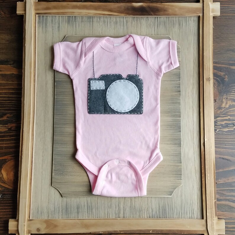newborn photography outfit Assistant Photographer One Piece Baby creeper Photographer baby