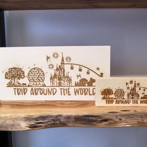 Viagem ao redor do mundo - placa de prateleira de madeira gravada a laser disponível em 2 tamanhos