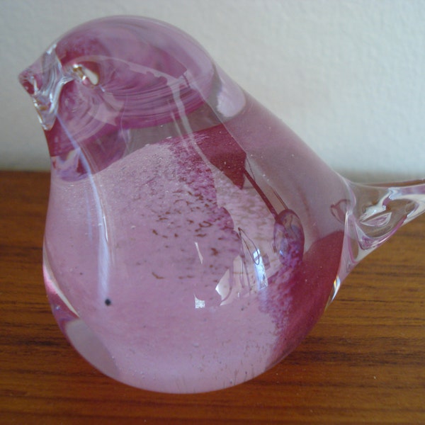 Lasi Kostamo Finland art glass bird, pink