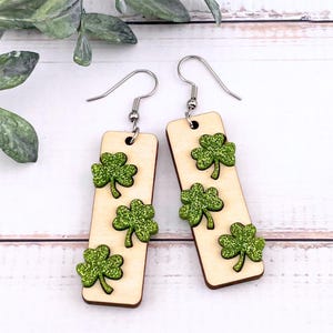 St Patrick&#39;s Day Earrings St Patty Earrings Green Clover Shamrock Dangle Drop Earrings Laser Cut Wood and Acrylic