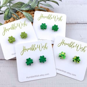 St Patrick&#39;s Day Earrings St Patty Earrings Clover Shamrock Small Dainty Post Stud  Earrings Laser Cut Green Glitter Acrylic