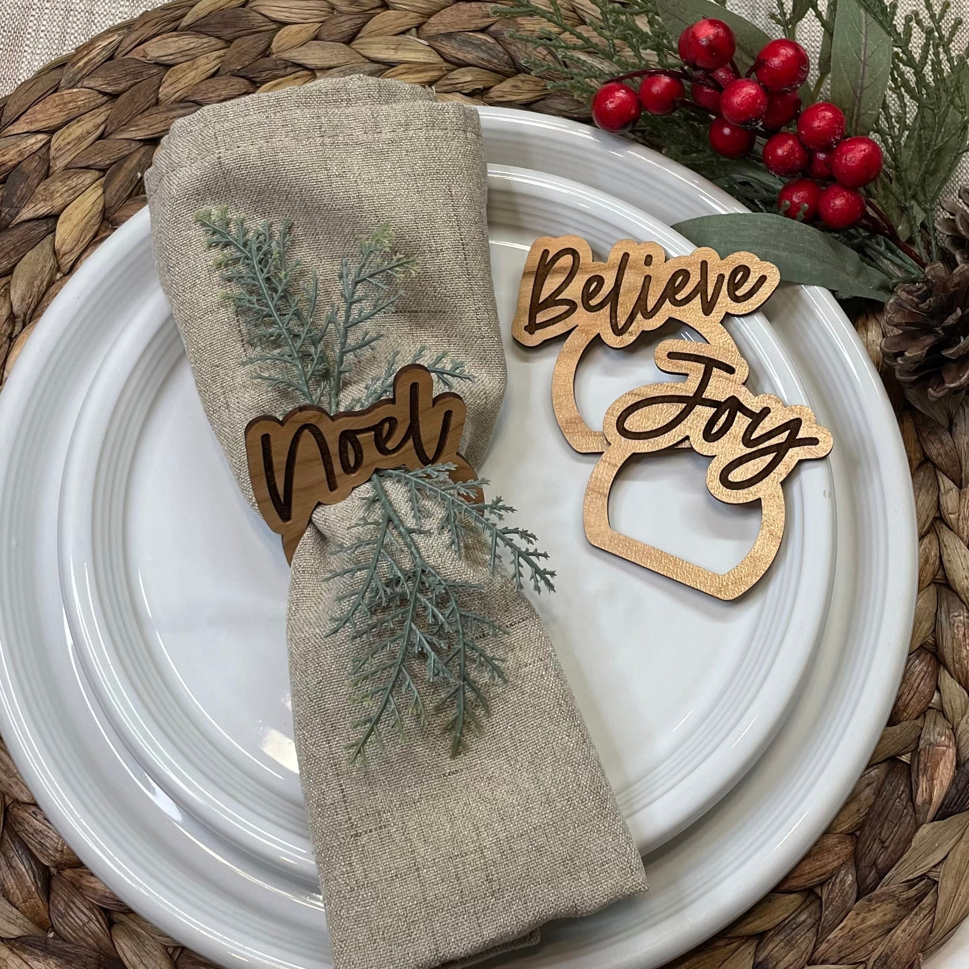 Christmas Table Decoration, Wooden Table Sign, Merry Christmas Gnome Joy  Centerpiece Desk Decor, Xmas Table Wood Letter Decor for Party Holiday Decor  Photo Props 