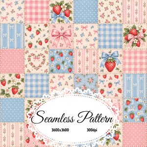 Könnte beinhalten: Ein digitales Patchwork-Design mit sich wiederholenden Quadraten aus Erdbeeren, rosa Schleifen, blauen Bändern, Blumen, Punkten und Vichy-Karos. Das Bild enthält einen zentralen weißen, gewellten Rahmen mit dem Text Seamless Pattern 3600x3600 300dpi.