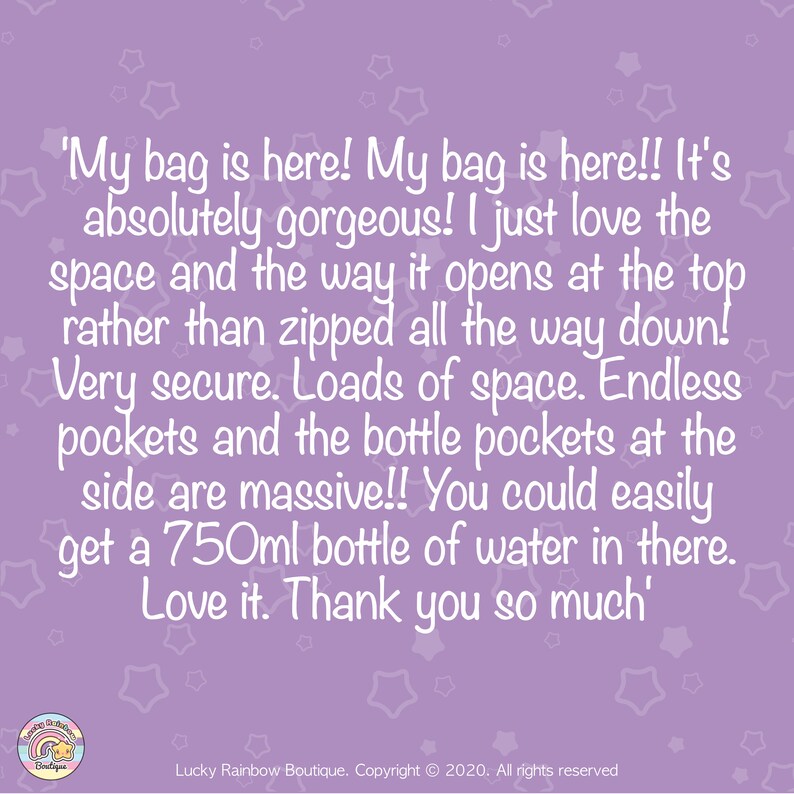 Peut inclure: Un avis client sur un sac, avec une citation sur ses caract&eacute;ristiques : 'Mon sac est arriv&eacute; ! Mon sac est arriv&eacute; !! Il est absolument magnifique ! J'adore l'espace et la fa&ccedil;on dont il s'ouvre en haut plut&ocirc;t que de se zipper jusqu'en bas ! Tr&egrave;s s&eacute;curis&eacute;. Beaucoup d'espace. Des poches sans fin et les poches pour bouteilles sur le c&ocirc;t&eacute; sont &eacute;normes !! Vous pourriez facilement mettre une bouteille d'eau de 750 ml dedans. J'adore. Merci beaucoup'