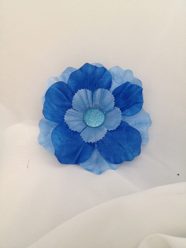 Cool Blue Floral Hair Accessory image 1