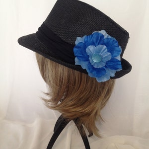 Cool Blue Floral Hair Accessory image 3