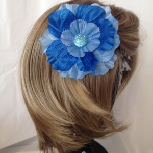 Cool Blue Floral Hair Accessory image 2