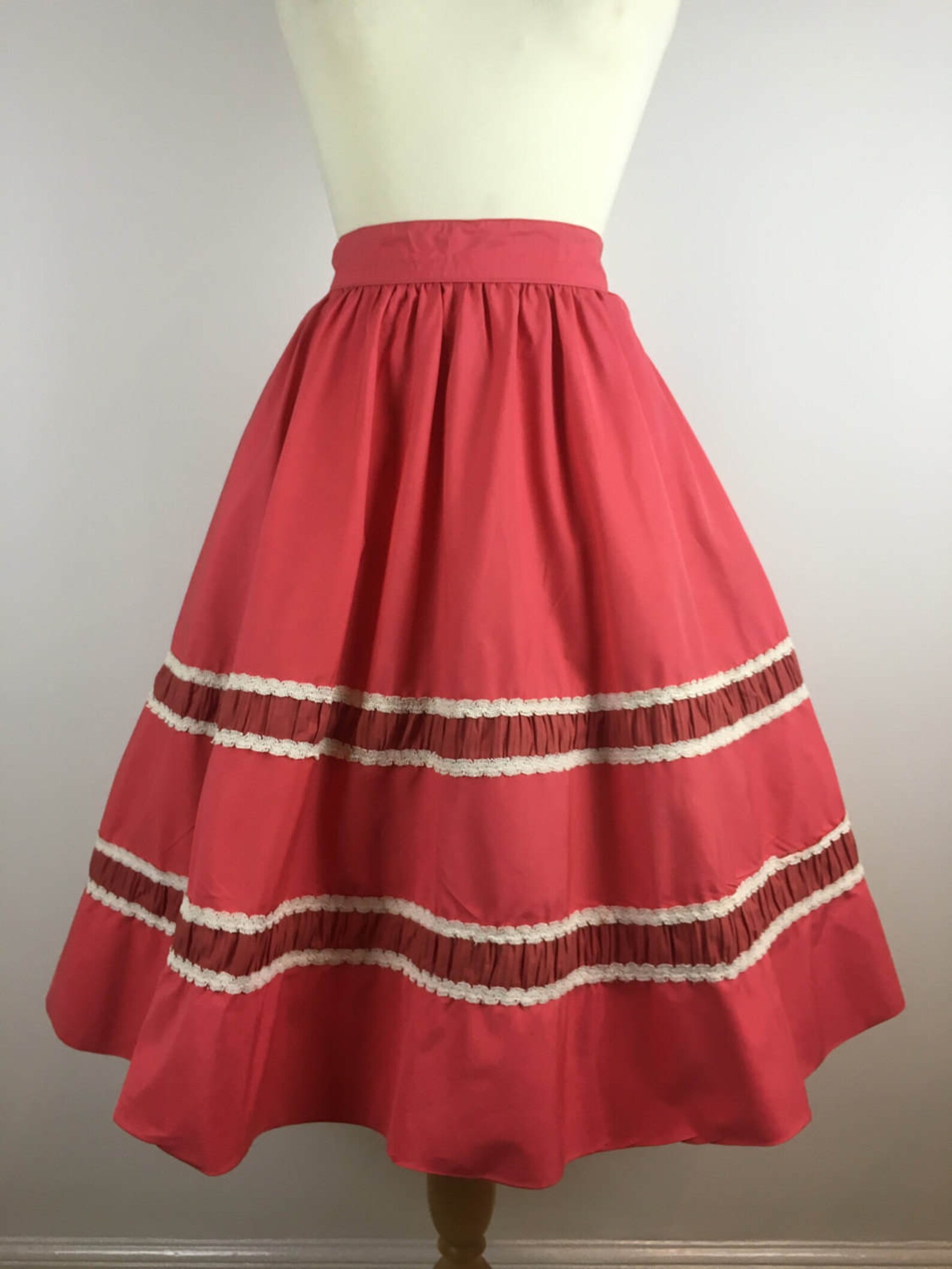 Vintage 1950s Skirt Red Cotton 50s Circle Skirt Swing Etsy