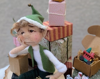 Felted Christmas Elf Present Wrapper