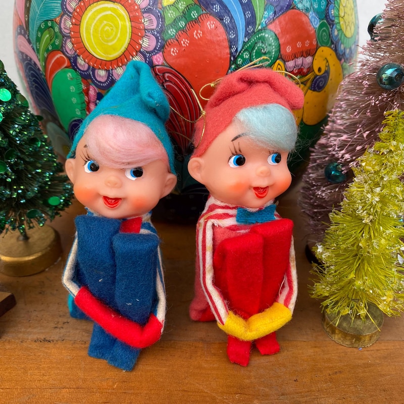 Pink Knee Hugger Ornament - Etsy