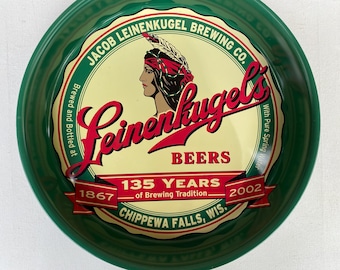 Bandeja de cerveza vintage Leinenkugel's del 135 aniversario, 2002, bandeja conmemorativa, cerveza de Wisconsin, cueva de hombre, decoración de bar