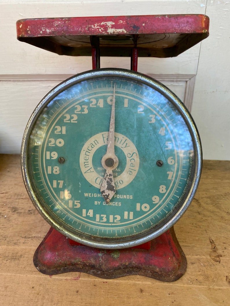 Antique American Family Kitchen Scale, Aqua And Red, Made In Chicago, Farmhouse Decor, Christmas Vignette, Shabby, READ ALL image 3