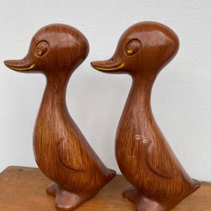 Mid Century Modern Duck Figures Faux Wood With Amber Rhinestone Eyes, Plastic Kitschy Ducks By Capri, Made in British Hong Kong, Set Of two image 5