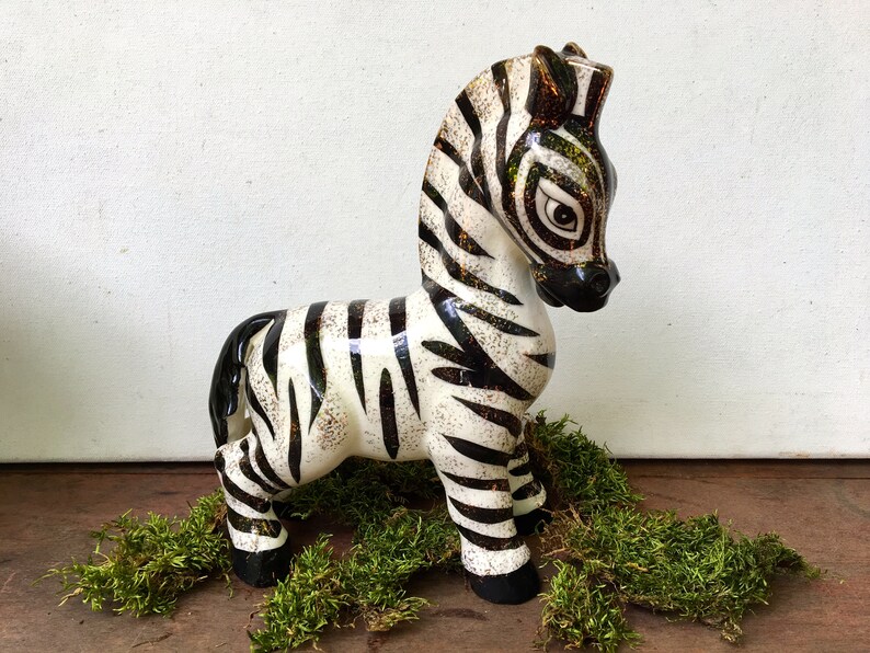 zebra statue decor