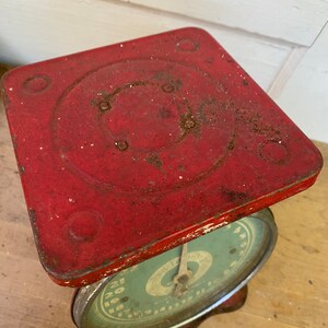 Antique American Family Kitchen Scale, Aqua And Red, Made In Chicago, Farmhouse Decor, Christmas Vignette, Shabby, READ ALL image 8