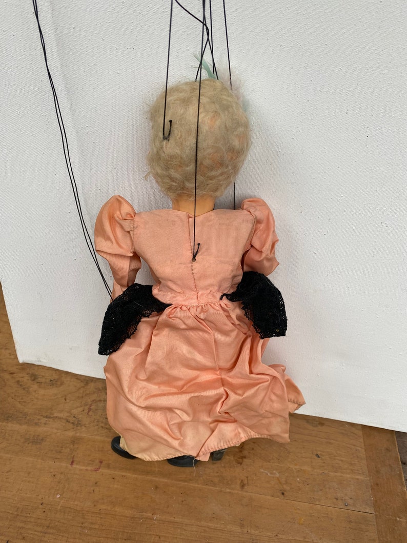 Vintage Saloon Woman Marionette, Older Woman Puppet, Brothel Lady In Pink Taffeta Dress, Western Saloon Show, Possible By Hazelle's zdjęcie 4