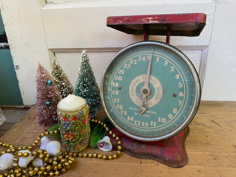 Antique American Family Kitchen Scale, Aqua And Red, Made In Chicago, Farmhouse Decor, Christmas Vignette, Shabby, READ ALL image 1