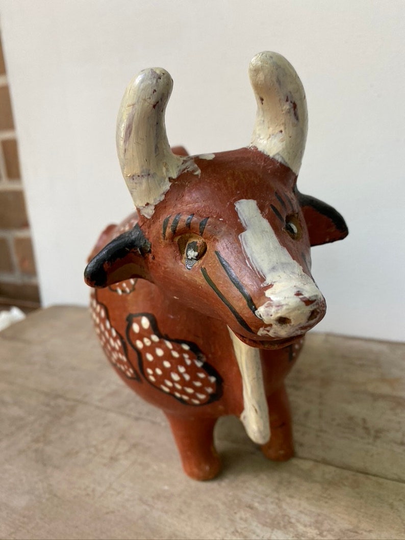 Vintage Folk Art Bull Bank, 80's Guatemalan Street Art, Ranch Farmhouse Art, Stylized Pottery, Cattle, Bovine Art, Primitive image 7