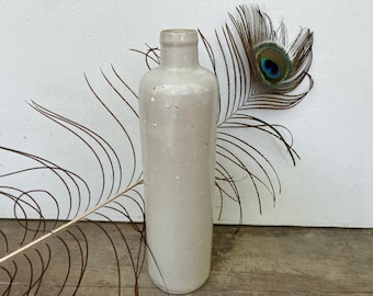 Botella antigua de gres blanco James Beam, botella alta de cerámica blanca, estilo rústico, minimalista, para bourbon, decoración de bar.