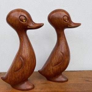 Mid Century Modern Duck Figures Faux Wood With Amber Rhinestone Eyes, Plastic Kitschy Ducks By Capri, Made in British Hong Kong, Set Of two image 2