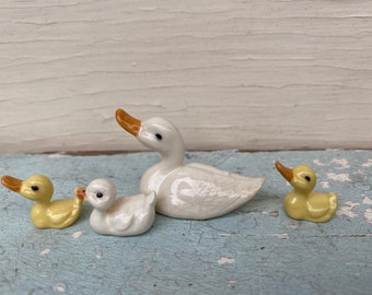 Vintage Hagen-Renaker Swimming Ducks, White Duck, Mismatched Ducklings, Set of 4