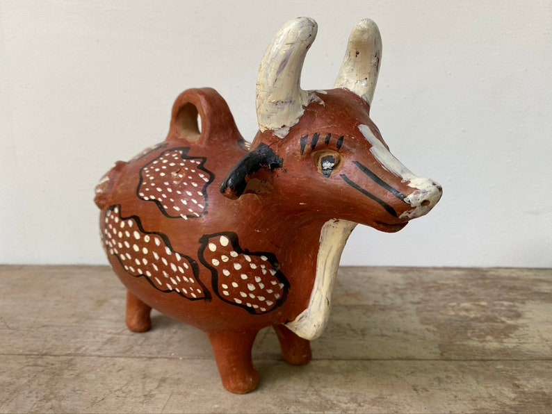 Vintage Folk Art Bull Bank, 80's Guatemalan Street Art, Ranch Farmhouse Art, Stylized Pottery, Cattle, Bovine Art, Primitive image 6