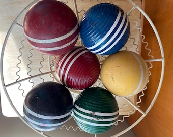 Bolas de croquet vintage desparejadas, juego de 6, accesorios no incluidos.