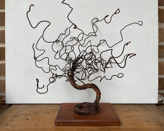 VTG Halloween Wire Tree, Spooky Ornament Tree, Hand Made, Ring Tree, Scraggly Tree On Wood Stand