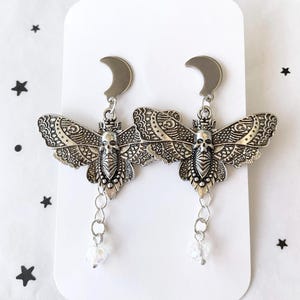 Death&#39;s-head Hawkmoth Earrings: Antique Silver Skull Goth Jewelry