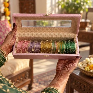 Rosa sammets Chudi Box, armbandsförvaringslåda med en rad och fönster, indisk brud Churi Box-organisator, glittersmyckesask, bröllopspresent