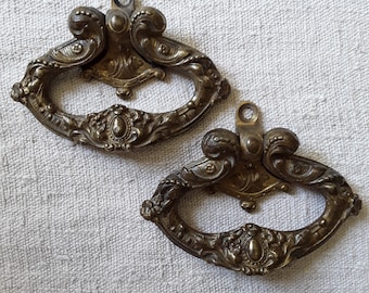 Decorative Metal Objects