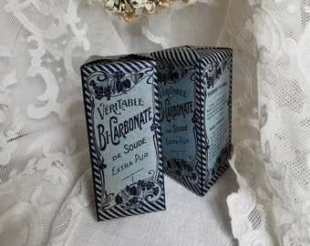 2 Vintage Pharmacy boxes, Wedding confetti boxes,  Wedding favours, party favours, unusual gifts.