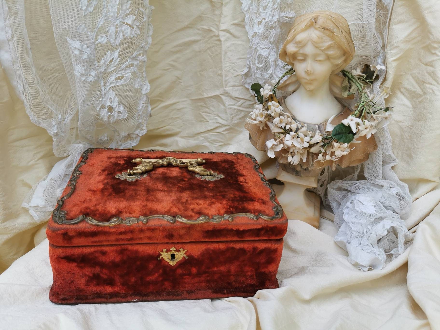 Antique Français Boudoir Box, Red Silk Velvet, 19 E Siècle, Boîtes Romantiques, à Bijoux, Bijoux.
