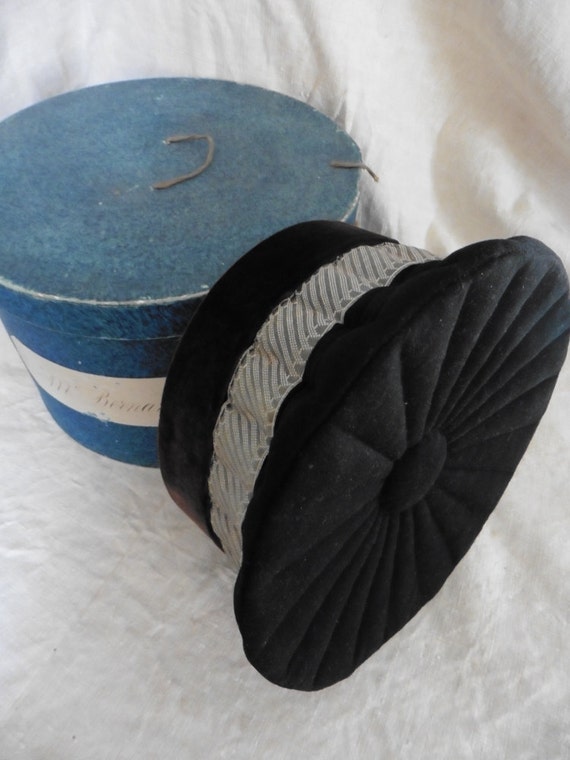 French Country Living, French vintage, Ceremonial