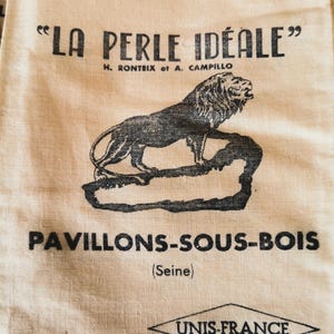 Gift bags, French vintage, 5 pieces calico bags, coffee bags, rice bags, old shop fittings, film props, lion picture, French textiles.
