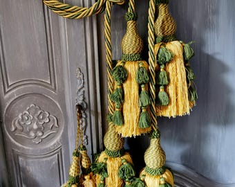 Vintage Tassel Tie Backs, 2 Pairs (4 pieces), Window Treatments, Huge Pompoms, French Drapes, Curtain Cords With Tassels.