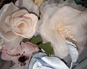 Vieux Français Roses, fleurs de soie, fleurs Antique, chapeaux, soie Roses, roses Roses, rubans de velours, Mercerie ancienne, vieilles fleurs de soie de la chapellerie