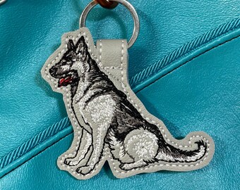 Norwegian Elkhound Keychain, Embroidered Dog Breed Gift, Dad Bag Charm, Silver and Gray Dog Keyring, Handmade Vinyl Pet Accessory