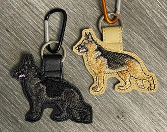 German Shepherd Dog Keychain, GSD Bag Tag, Alsatian Charm, Solid Black, K9 Police Dog Present, Puppy Mom Gift, Pet Memorial, Backpack Zipper